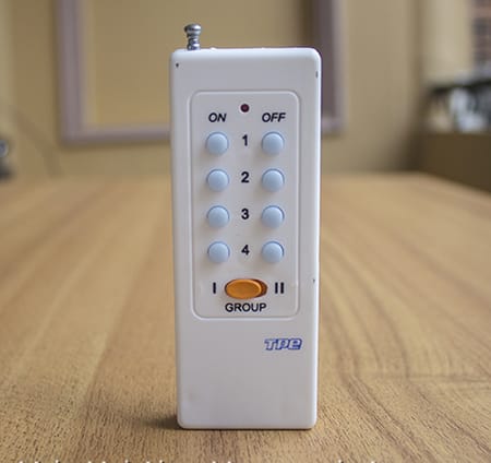 Remote điều khiển từ xa 8 nút