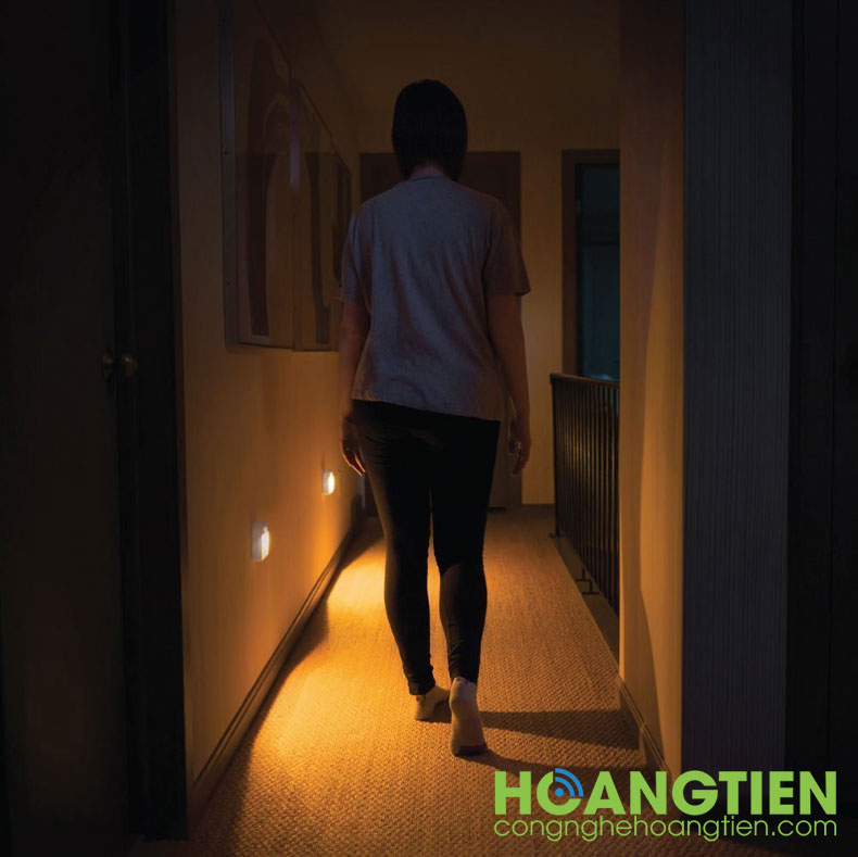Đèn cảm biến chuyển động hồng ngoại L202